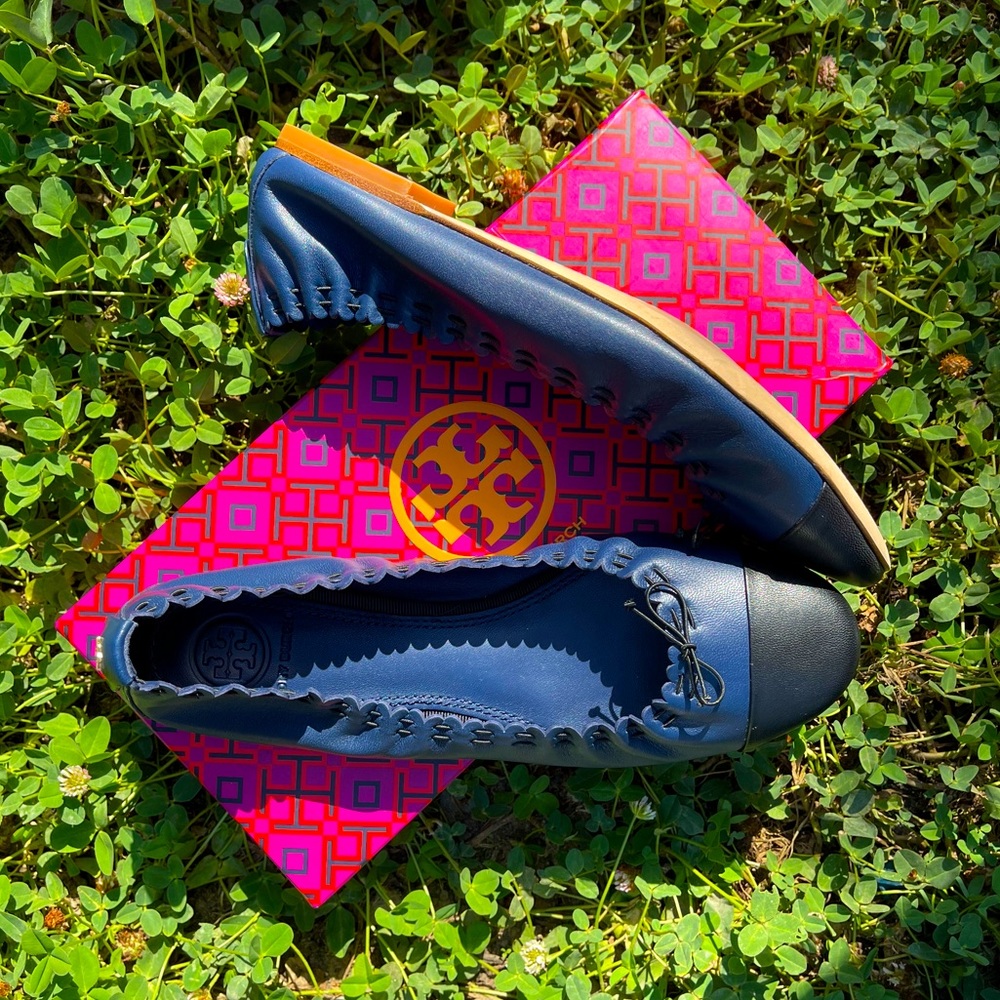 Tory Burch Simone ballet Napa leather navy/black